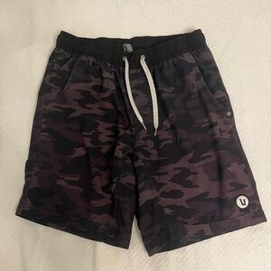 Vuori Kore Shorts - 7”